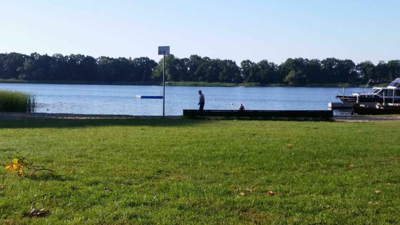 Pension Am Dorfanger Hohennauen Esterno foto